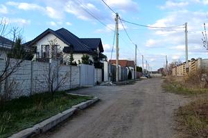 ділянка за адресою Осикова вул., 8