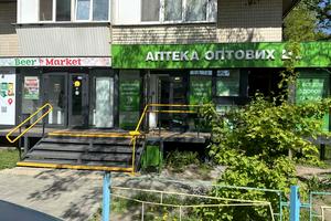 комерційна за адресою Автозаводська вул., 25-А