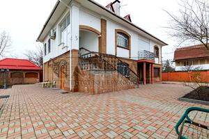 будинок за адресою Броварський район