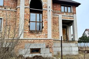 будинок за адресою Лугова вулиця