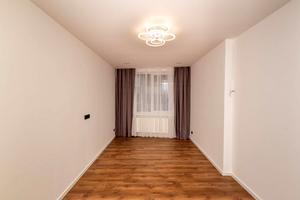 квартира по адресу Кобринської, 7
