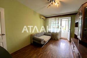 квартира за адресою Космонавтів вул., 11в