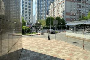 коммерческая по адресу Андрея Верхогляда ул. (Михайла Драгомирова), 3