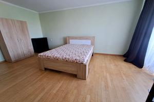 квартира за адресою Уласа Самчука вул. (Молодої Гвардії), 33