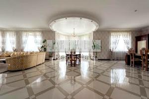 будинок за адресою заплавна, 1