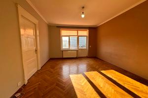 квартира за адресою Шпитальна вул., 9