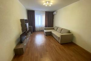 квартира за адресою Бориса Гмирі вул., 14-Б