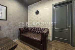 комерційна за адресою Саксаганського вул., 68/21