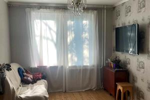 квартира за адресою Михайла Комарова вул. (Тархова), 5