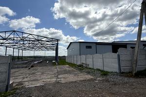коммерческая по адресу с. Лесовые Гриневцы,  ул., 4