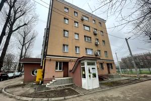 коммерческая по адресу Квартальна ул. (Гладкова), 13
