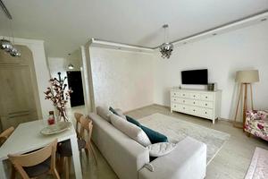 квартира за адресою Регенераторна вул., 4