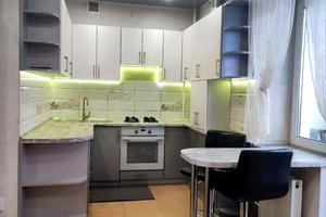 квартира по адресу Степана Бандери ул., 49/1