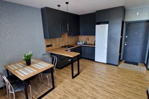 квартира за адресою Роксоляни вул., 18