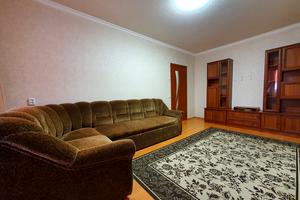 квартира за адресою Інститутський пров., 1