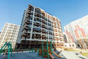 квартира за адресою Генерала Грекова вул., 4