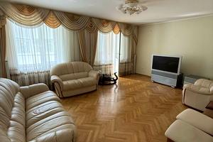 квартира за адресою Олександра Борисенка вул. (Короленка), 4