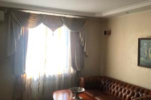 будинок за адресою Центральна вул., 26