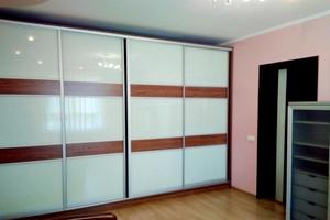 квартира за адресою Олени Теліги вул., 12