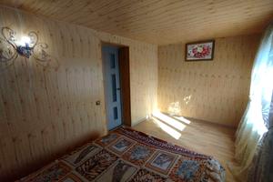 будинок за адресою с. Підрясне, Центральна