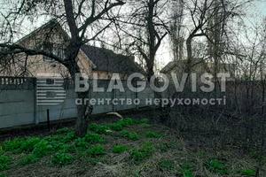 участок по адресу Мрії