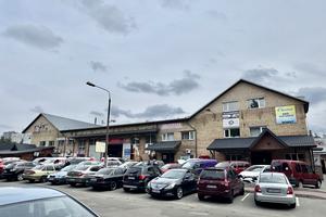 комерційна за адресою Автопаркова вул., 7