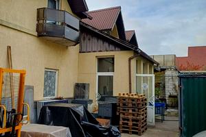 комерційна за адресою Нектарна, 5