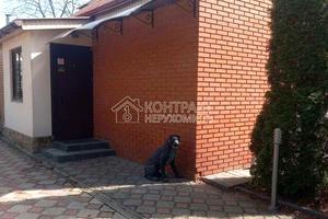 будинок за адресою Володимира Пасічника вул. (Толбухіна), 114
