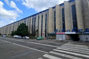 паркомісце за адресою Пантелеймона Куліша вул. (Челябінська), 2