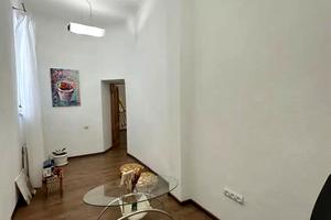 комерційна за адресою Дніпро, Мечникова вул., 3