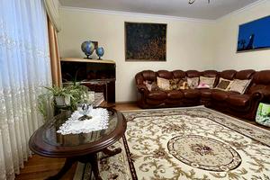 будинок за адресою Ярослава Мудрого вул. (Олександра Пушкіна)