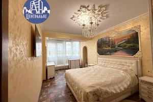 квартира по адресу Героев Майдана ул. (Червоноармейская), 53