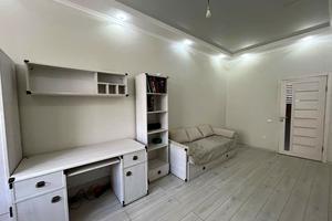 квартира по адресу Лазурная ул., 5