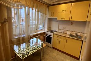 квартира за адресою Гоголівська вул., 1/3