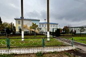 дом по адресу провулок Сонячний