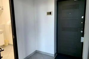 коммерческая по адресу Дмитрия Яворницкого просп. (Карла Маркса), 72