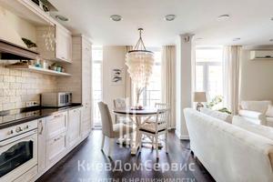 квартира за адресою Регенераторна вул., 4