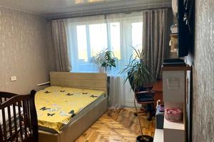 квартира за адресою Будівельників бульв., 12