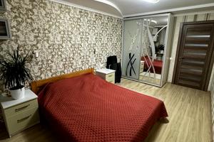 квартира за адресою Михайла Лушпи просп., 5 к25