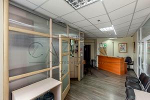 комерційна за адресою Дніпровська набережна вул., 26-Ж