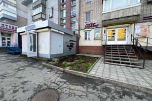 комерційна за адресою Калинова вул., 53