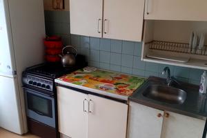 квартира за адресою Симиренка вул., 28