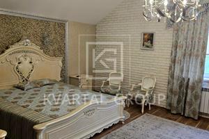 будинок за адресою вул. Грушевского, 17
