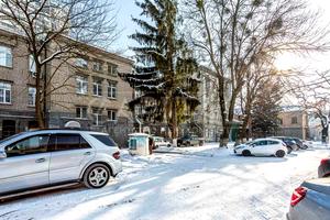 коммерческая по адресу Вадима Гетьмана ул., 2
