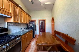 квартира за адресою Гайдамацька вул., 3