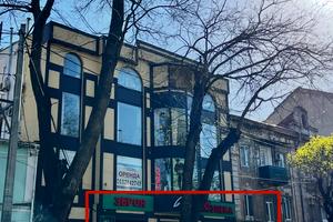комерційна за адресою Велика Арнаутська вул., 61