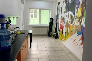 комерційна за адресою Бригадна вул., 11
