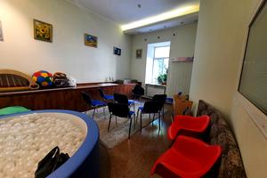 комерційна за адресою Саксаганського вул., 44