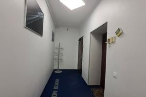 комерційна за адресою Незалежності вул., 18а