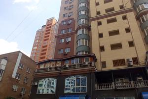 комерційна за адресою В'ячеслава Чорновола вул., 25